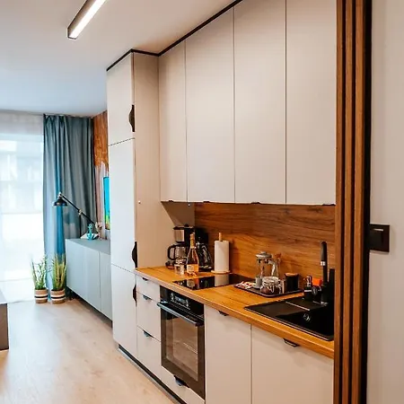 Turkusowy - Basen, Sauna, Klimatyzacja Apartment Dziwnow